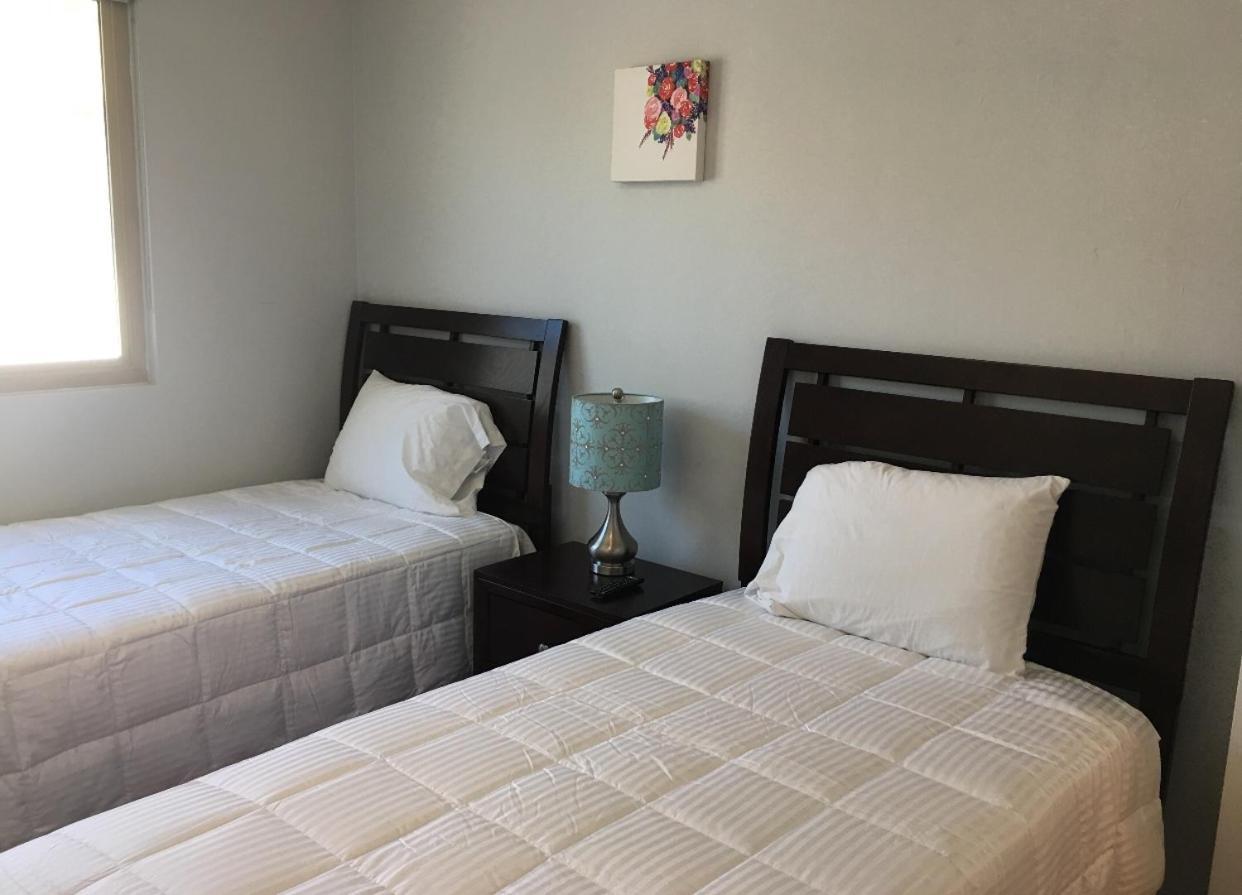 Hollywood 7 Star Motel